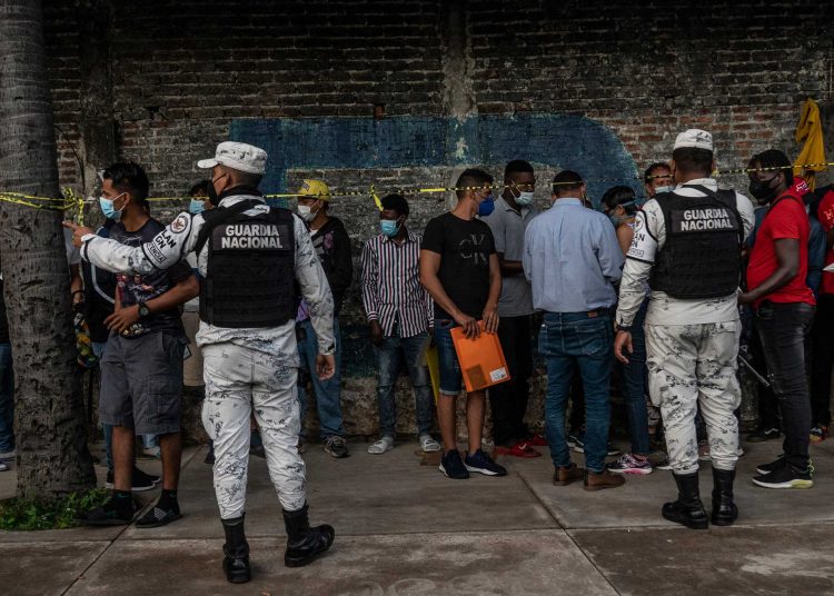 La GN se colude con criminales para traficar migrantes en México